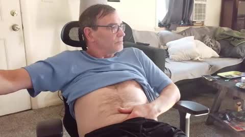 Snapshot of lngdickdaddy chatting on 12.21.25 LongDick Daddy online show from 12.21.25