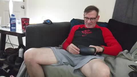 Snapshot of lngdickdaddy chatting on 04.10.26 LongDick Daddy online show from 04.10.26