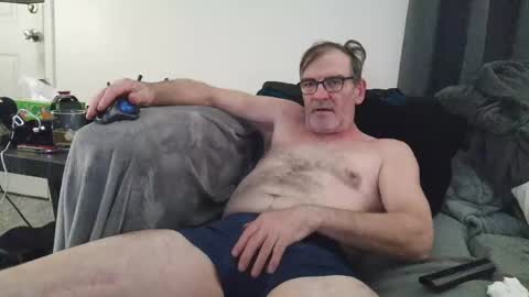 Snapshot of lngdickdaddy chatting on 05.20.26 LongDick Daddy online show from 05.20.26