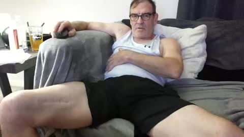 Snapshot of lngdickdaddy chatting on 06.22.26 LongDick Daddy online show from 06.22.26