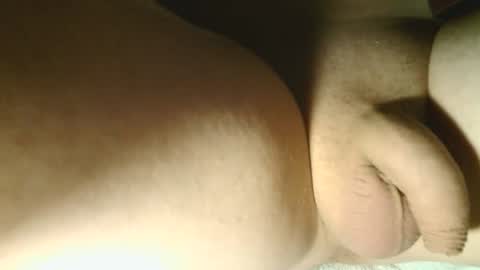 Snapshot of lngschlng chatting on 12.14.25 lngschlng online show from 12.14.25