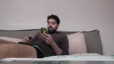 Snapshot of lnnc5 chatting on 12.17.25 lnnc5 online show from 12.17.25