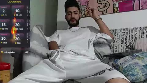 Snapshot of lobocruzhair1 chatting on 09.16.25 lobocruzlatino online show from 09.16.25