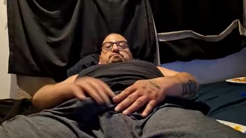 Snapshot of locolouie chatting on 10.20.25 SeekingWaifu online show from 10.20.25