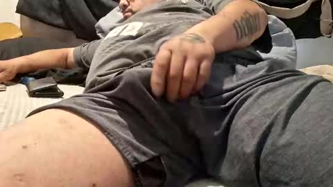 Snapshot of locolouie chatting on 04.13.26 SeekingWaifu online show from 04.13.26