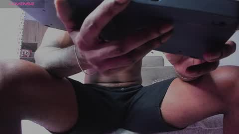 Snapshot of logan_drakex chatting on 06.24.26 LOGAN DRAKE online show from 06.24.26