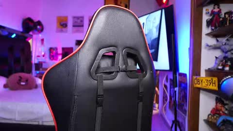 logan_hugh8 online show from 03.09.26