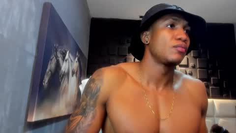 Snapshot of logan_varela chatting on 12.19.24 logan_varela online show from 12.19.24