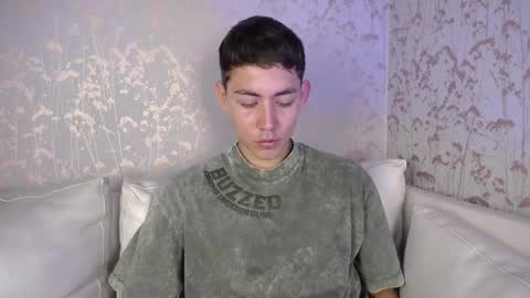 Snapshot of loganfoster_ chatting on 11.29.25 Loganfoster online show from 11.29.25