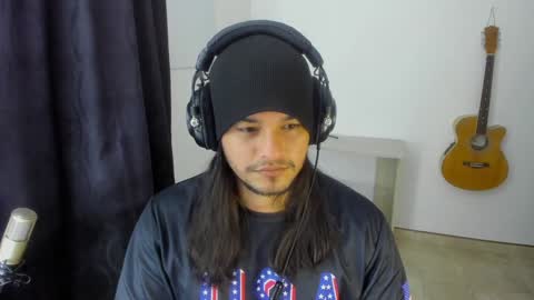 Snapshot of loganhot22 chatting on 01.07.25 Logan online show from 01.07.25