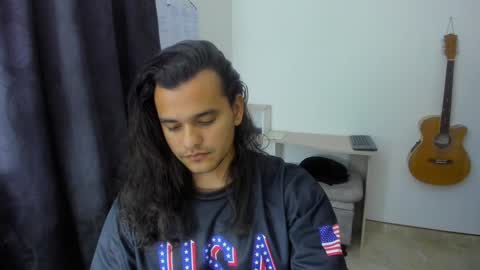 Snapshot of loganhot22 chatting on 02.09.25 Logan online show from 02.09.25