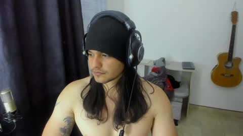 Snapshot of loganhot22 chatting on 02.15.25 Logan online show from 02.15.25