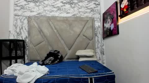 loganjhonson online show from 09.23.25