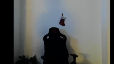 Snapshot of logannick chatting on 12.04.24 Logan online show from 12.04.24