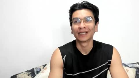 Snapshot of logannick chatting on 11.28.25 Logan online show from 11.28.25