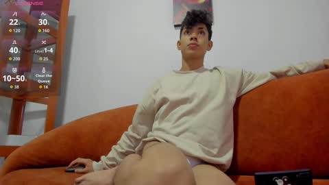 logantwink18 online show from 10.16.25