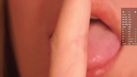 Elza online show from 10.29.25