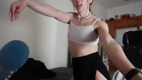 Snapshot of lokeyho chatting on 01.09.26 Xrma zir-ma online show from 01.09.26