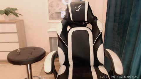 Snapshot of lola_anderson chatting on 02.03.25  Lola  online show from 02.03.25