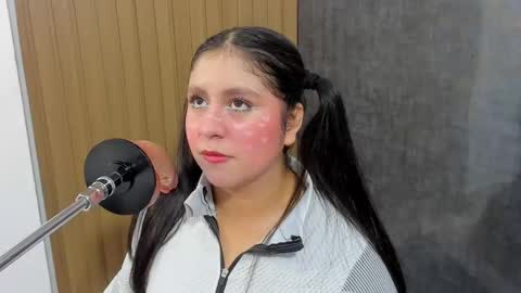 lola online show from 09.10.25