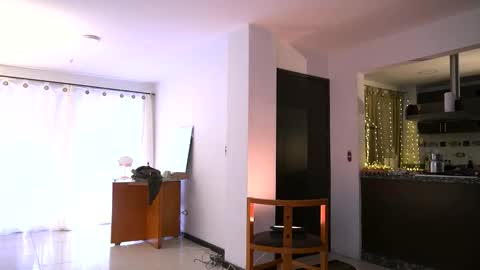 Snapshot of lola_cocks chatting on 11.07.25 mara online show from 11.07.25