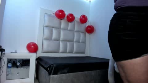 lola_js online show from 04.10.26