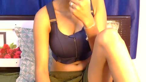 lolaa online show from 07.02.26