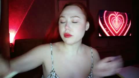 LolaaMint  online show from 05.10.26