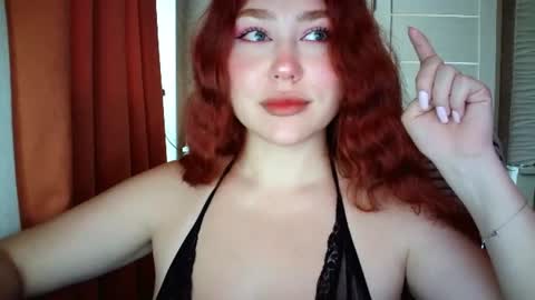 LolaaMint  online show from 06.12.26