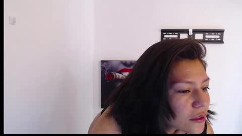 Snapshot of lolaandcamille chatting on 09.27.25 lolaandcamille online show from 09.27.25