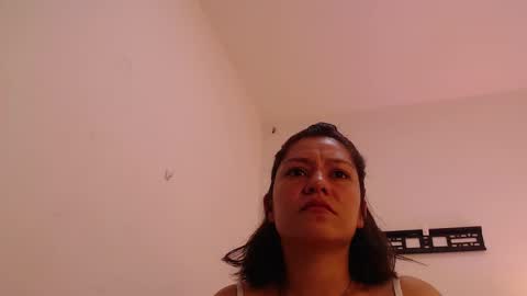 Snapshot of lolaandcamille chatting on 10.13.25 lolaandcamille online show from 10.13.25