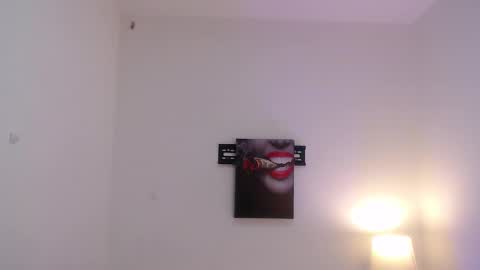 Snapshot of lolaandcamille chatting on 11.17.25 lolaandcamille online show from 11.17.25