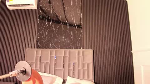 Lola Angel online show from 01.17.26