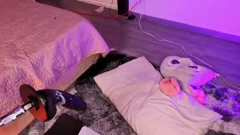 Lola Angel online show from 06.11.26