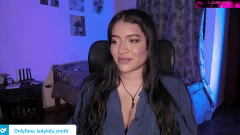 lolaasmith_21 online show from 12.13.24