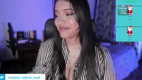 lolaasmith_21 online show from 12.18.24