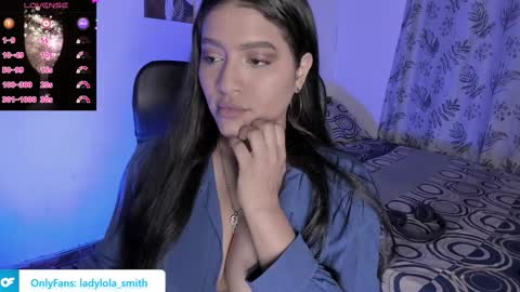 lolaasmith_21 online show from 01.10.25
