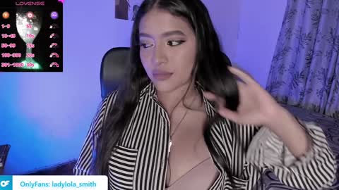 lolaasmith_21 online show from 01.10.25