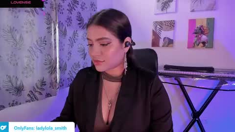 lolaasmith_21 online show from 03.05.25