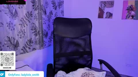 lolaasmith_21 online show from 03.12.25