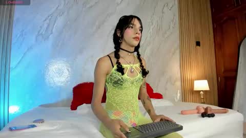 LolaBby1 online show from 03.10.26