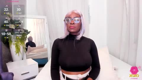 lola online show from 09.20.25