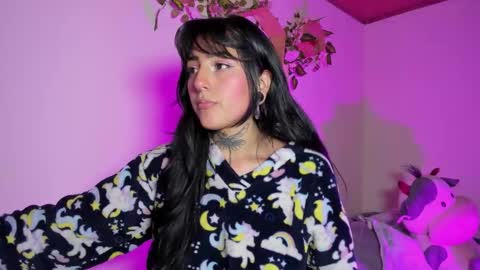 Snapshot of lolaleah_ chatting on 02.26.26 Lola online show from 02.26.26