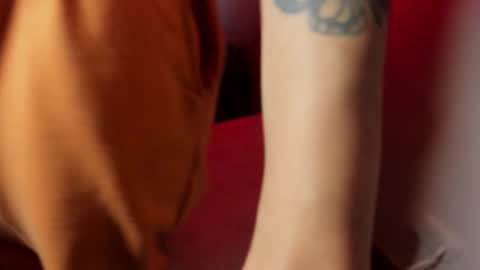 Snapshot of lolaleah_ chatting on 03.17.26 Lola online show from 03.17.26