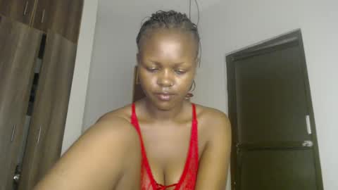 lolamia7 online show from 02.21.25