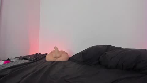 Snapshot of lolap_ chatting on 01.01.25 Lola online show from 01.01.25