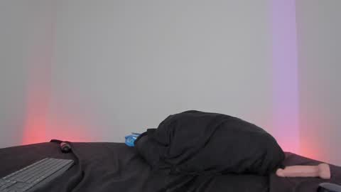 Snapshot of lolap_ chatting on 01.05.25 Lola online show from 01.05.25