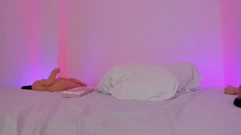 Snapshot of lolap_ chatting on 03.09.25 Lola online show from 03.09.25