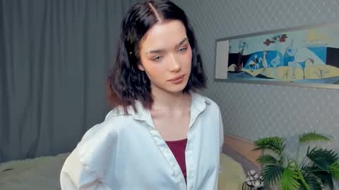 Tsarina online show from 12.17.25