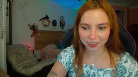 Snapshot of lolaverse chatting on 02.25.26 Lola doll online show from 02.25.26